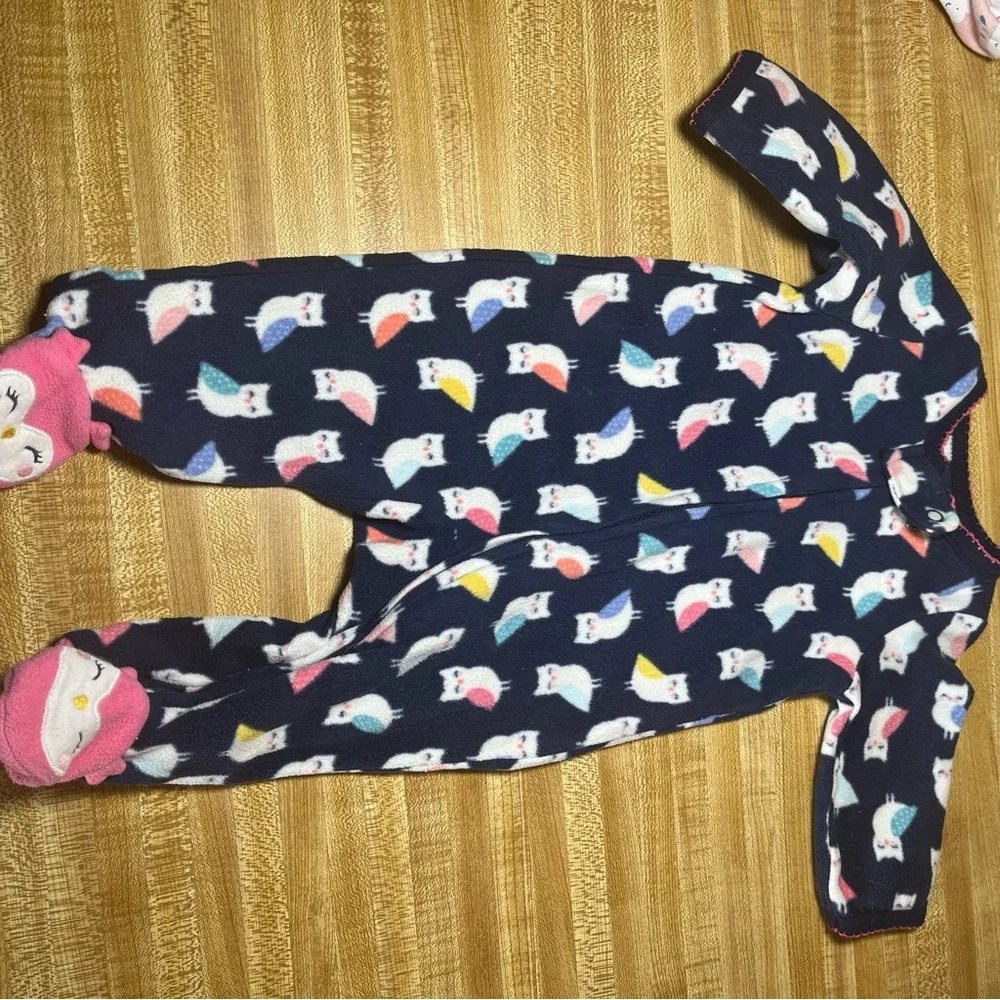 Assorted baby girls Pajamas/onesies Bundle - Picture 6 of 16
